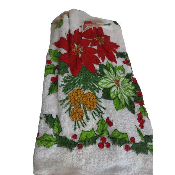 Vintage Christmas Holiday Poinsettia Kitchen Towels Set of 3 READ - Picture 4 of 7